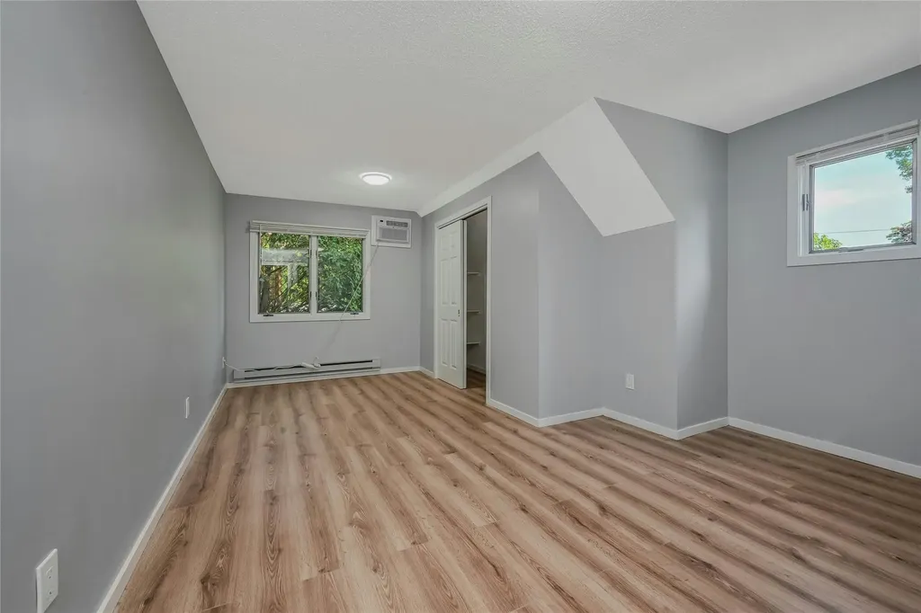 31 Neptune Avenue Mastic NY 11950