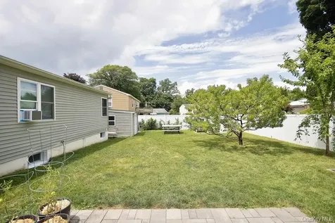 33 Crescent Drive Beacon NY 12508