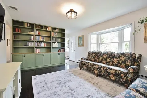 33 Crescent Drive Beacon NY 12508