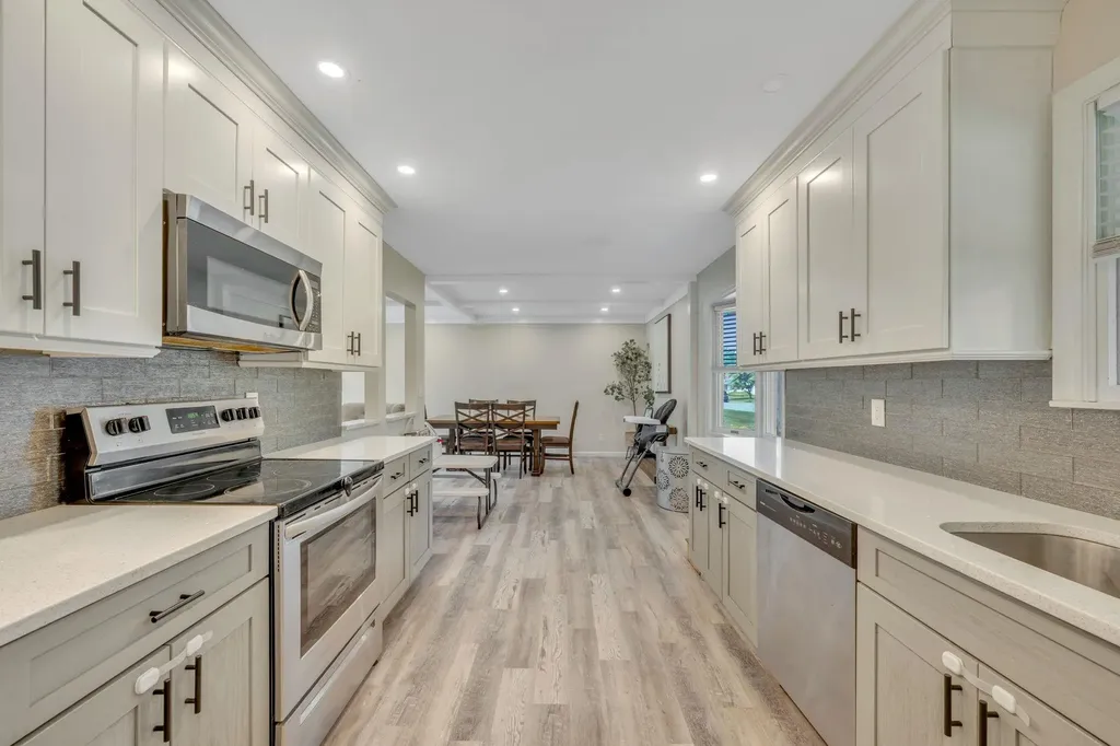 62 Mahogany Road Rocky Point NY 11778