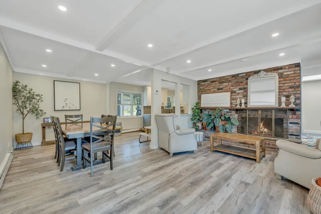 62 Mahogany Road Rocky Point NY 11778