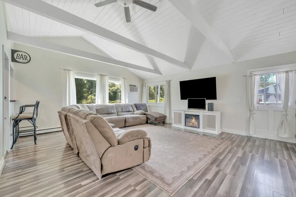 62 Mahogany Road Rocky Point NY 11778