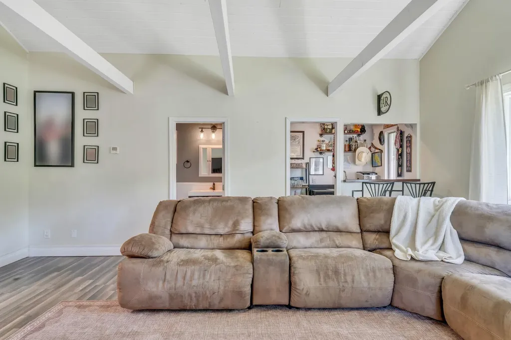 62 Mahogany Road Rocky Point NY 11778