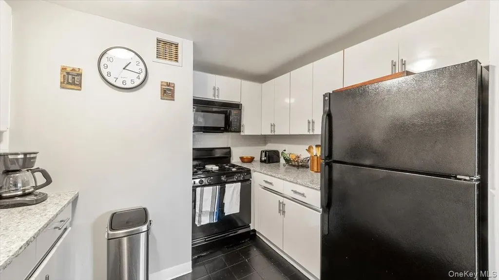 1020 Warburton Avenue Yonkers NY 10701