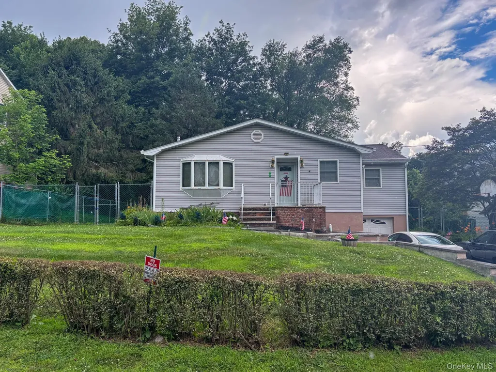77 Duelk Avenue Monroe NY 10950