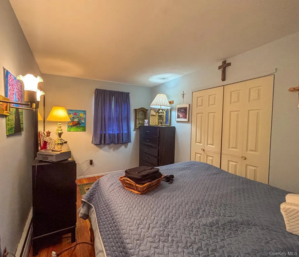 77 Duelk Avenue Monroe NY 10950