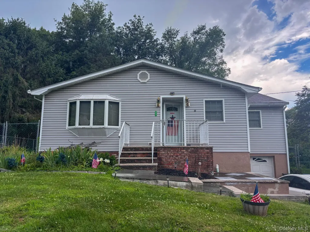 77 Duelk Avenue Monroe NY 10950