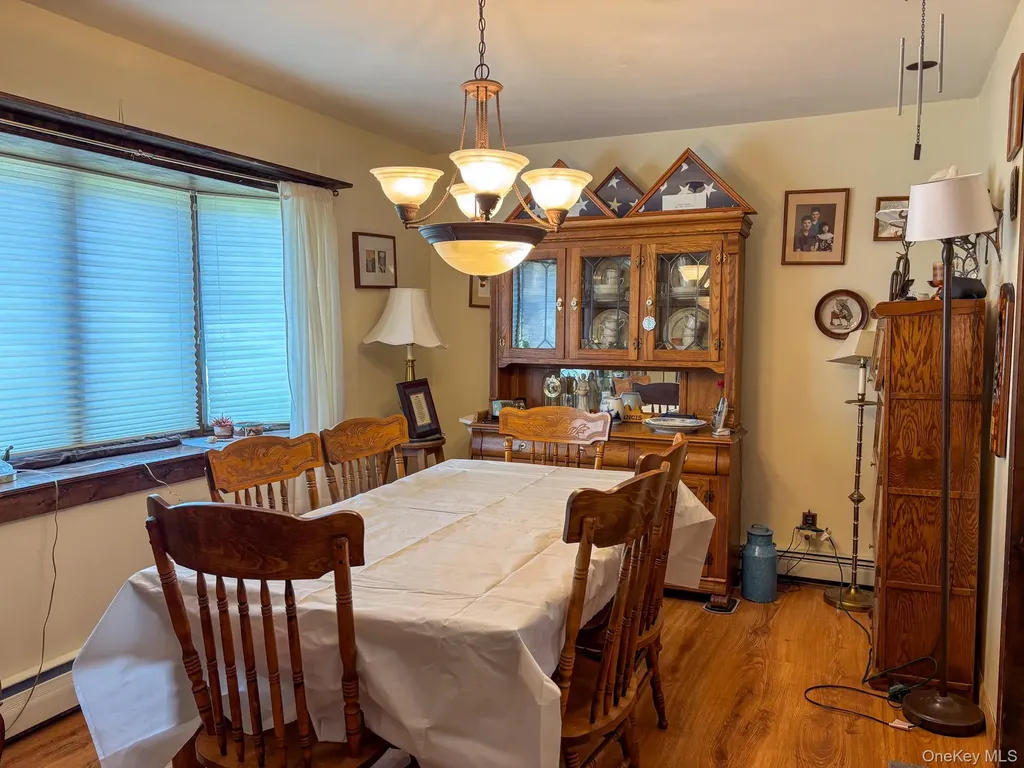 77 Duelk Avenue Monroe NY 10950