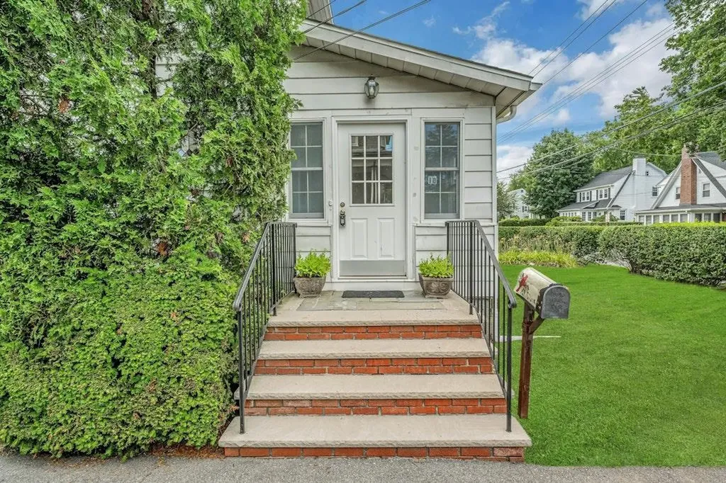 10 Carman Road Scarsdale NY 10583