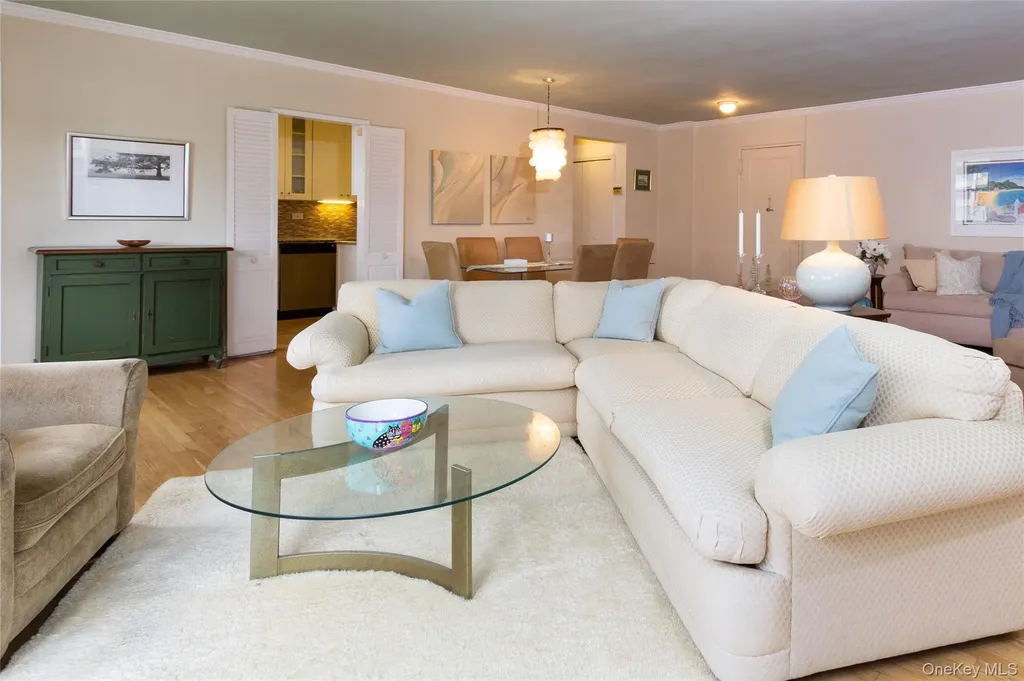 162-41 Powells Cove Boulevard Beechhurst NY 11357