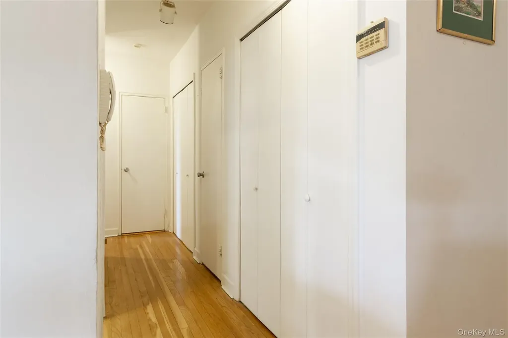 162-41 Powells Cove Boulevard Beechhurst NY 11357