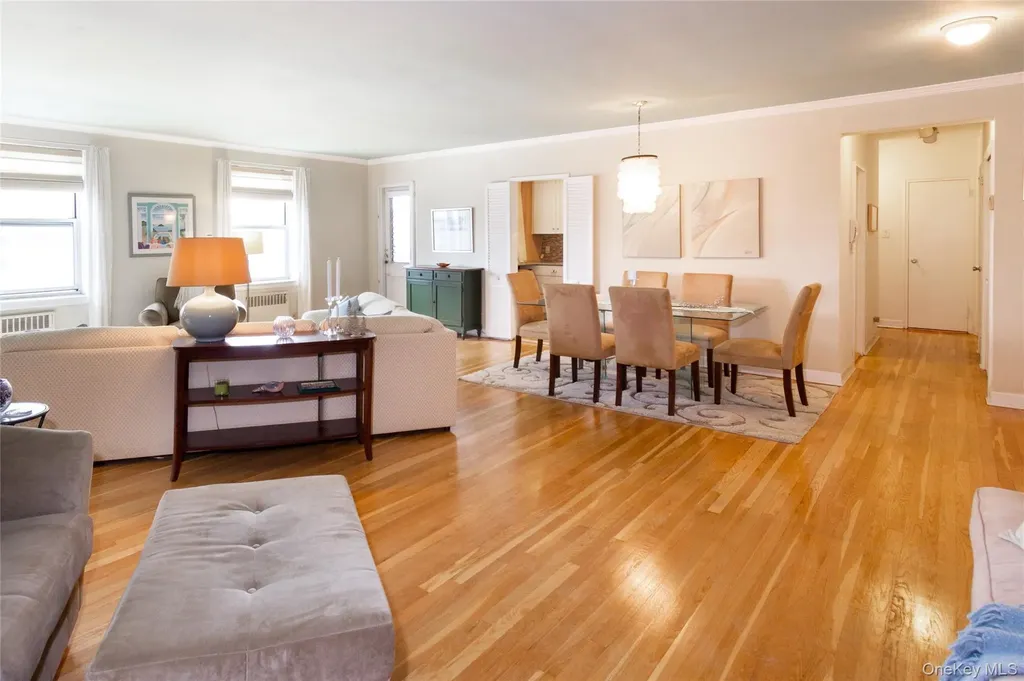 162-41 Powells Cove Boulevard Beechhurst NY 11357