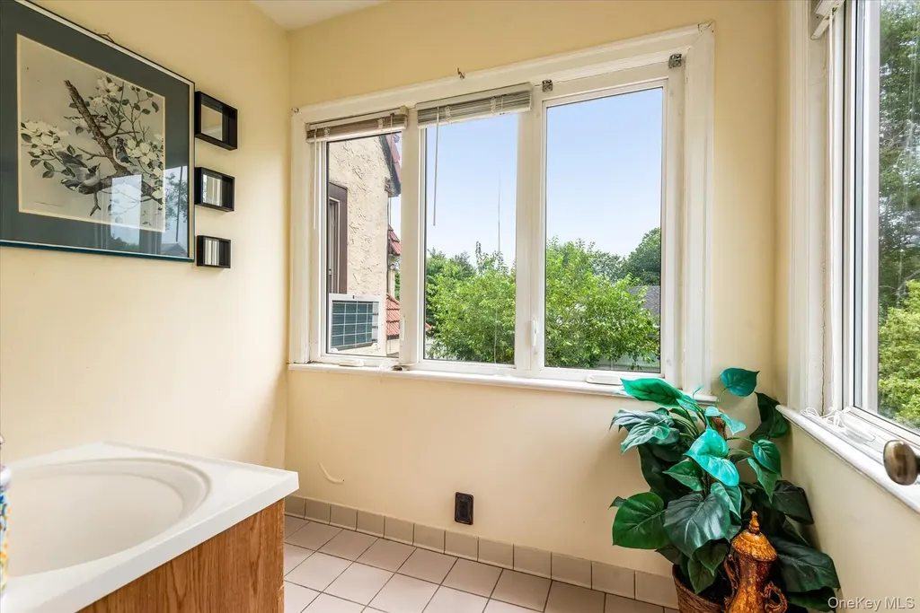 118 Carver Terrace Yonkers NY 10710