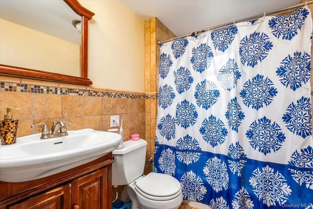 118 Carver Terrace Yonkers NY 10710