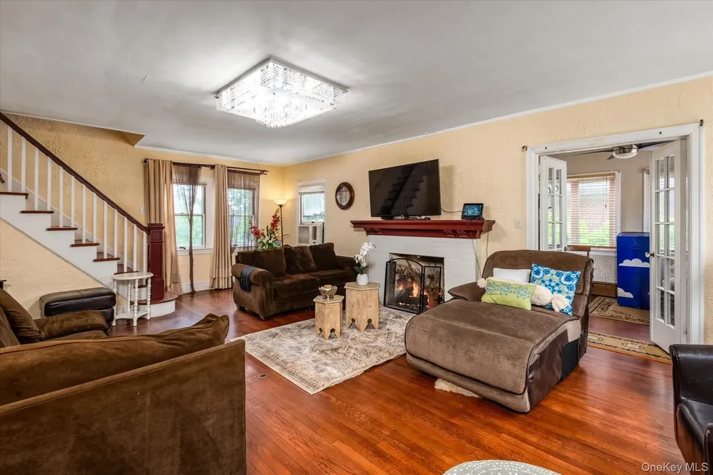 118 Carver Terrace Yonkers NY 10710
