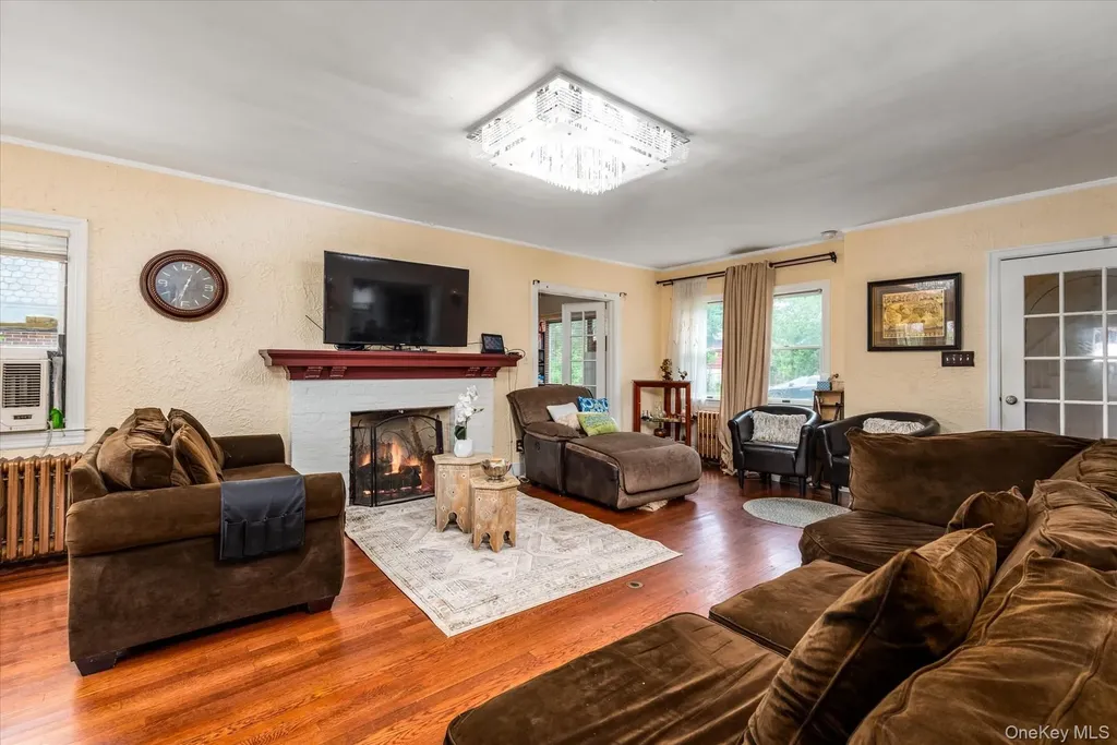 118 Carver Terrace Yonkers NY 10710