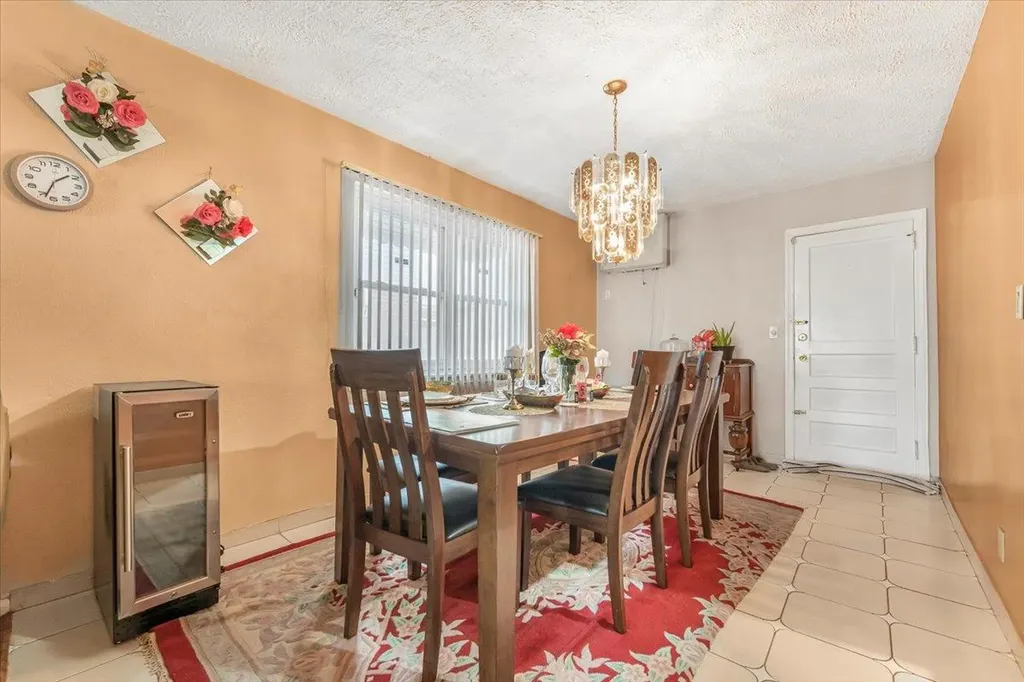 4216 Murdock Avenue Bronx NY 10466