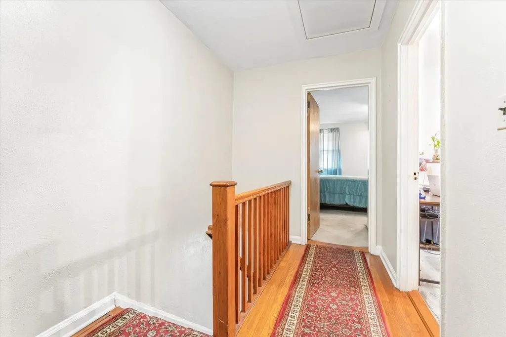 4216 Murdock Avenue Bronx NY 10466