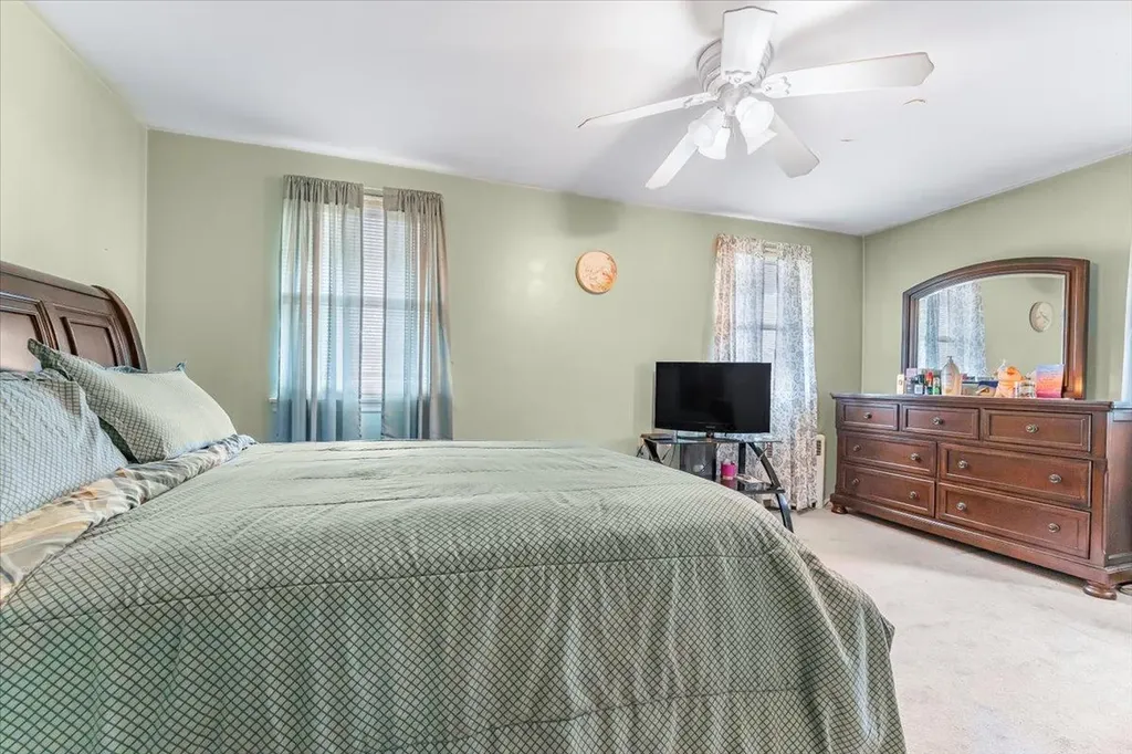 4216 Murdock Avenue Bronx NY 10466