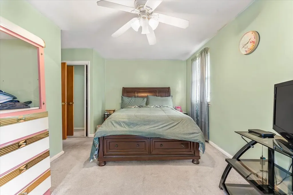 4216 Murdock Avenue Bronx NY 10466