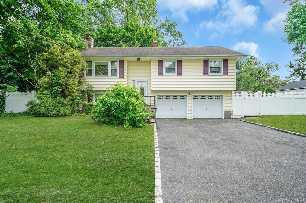 4 Margaret Drive Nesconset NY 11767