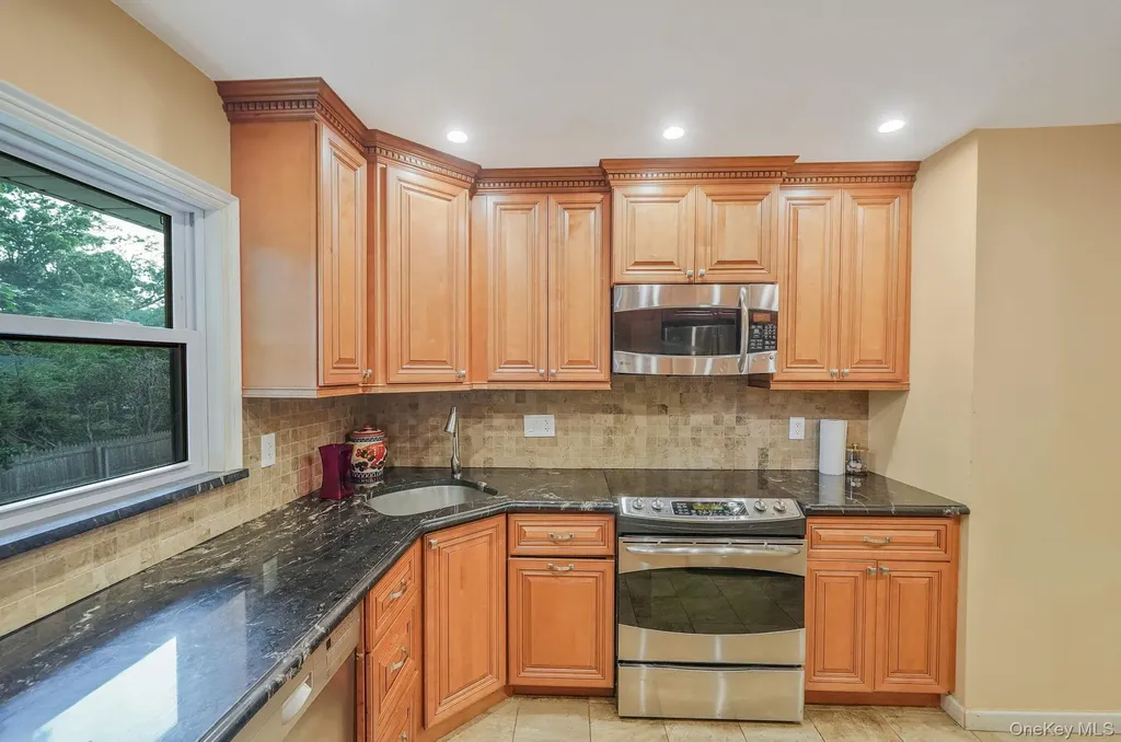 4 Margaret Drive Nesconset NY 11767