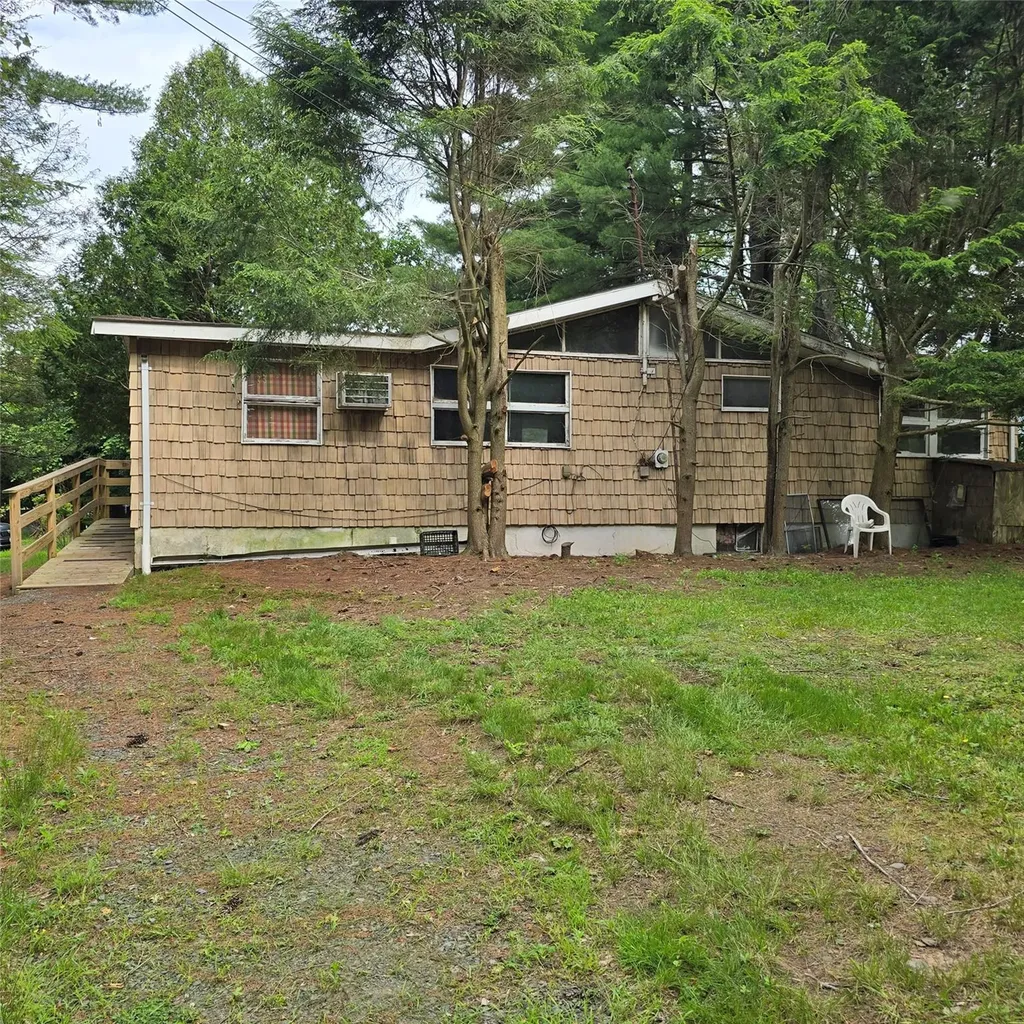 11 Ann Lane Mountain Dale NY 12763