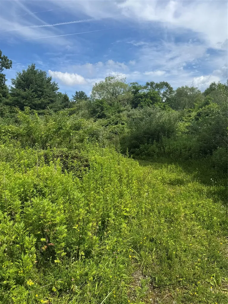 22 Living Springs Lane Putnam Valley NY 10579
