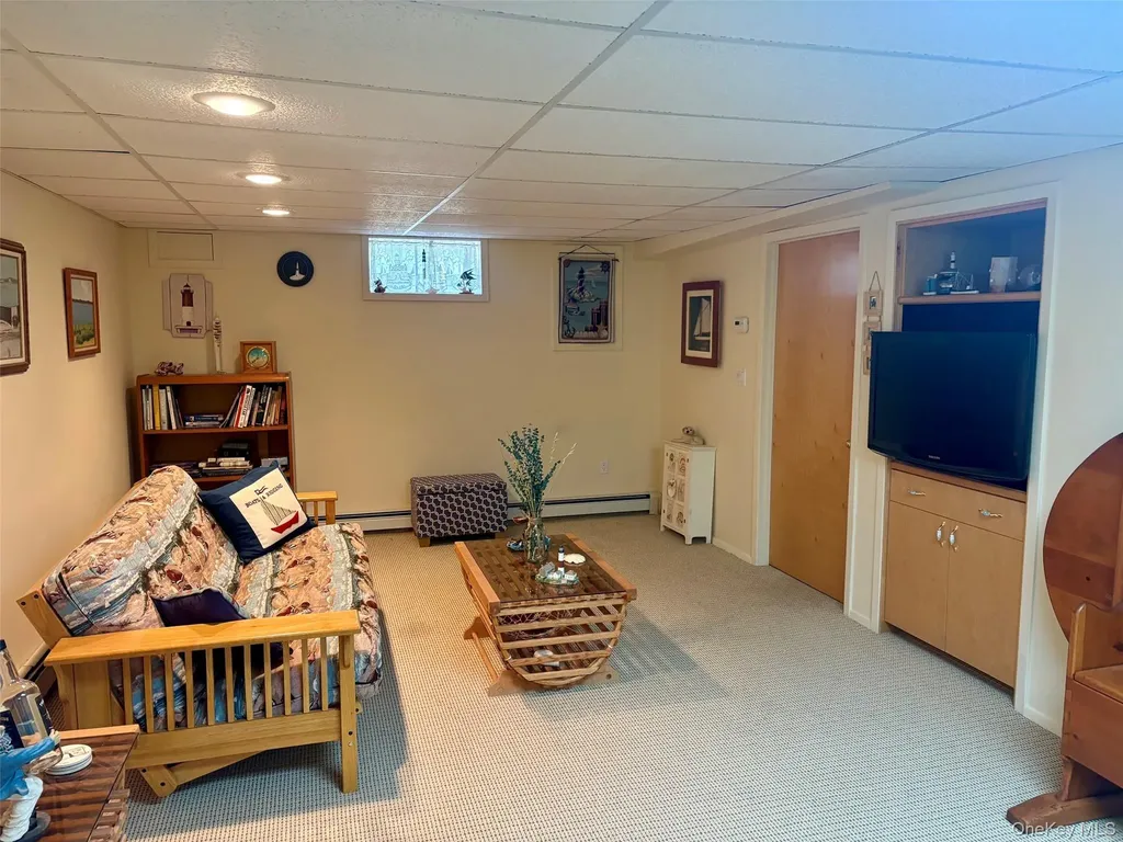 67 Wakeman Road Hampton Bays NY 11946
