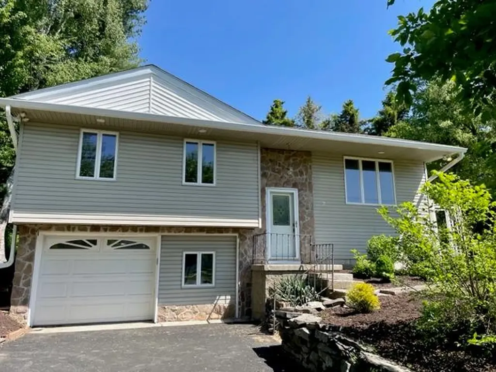 2 Grissom Street Warwick NY 10990