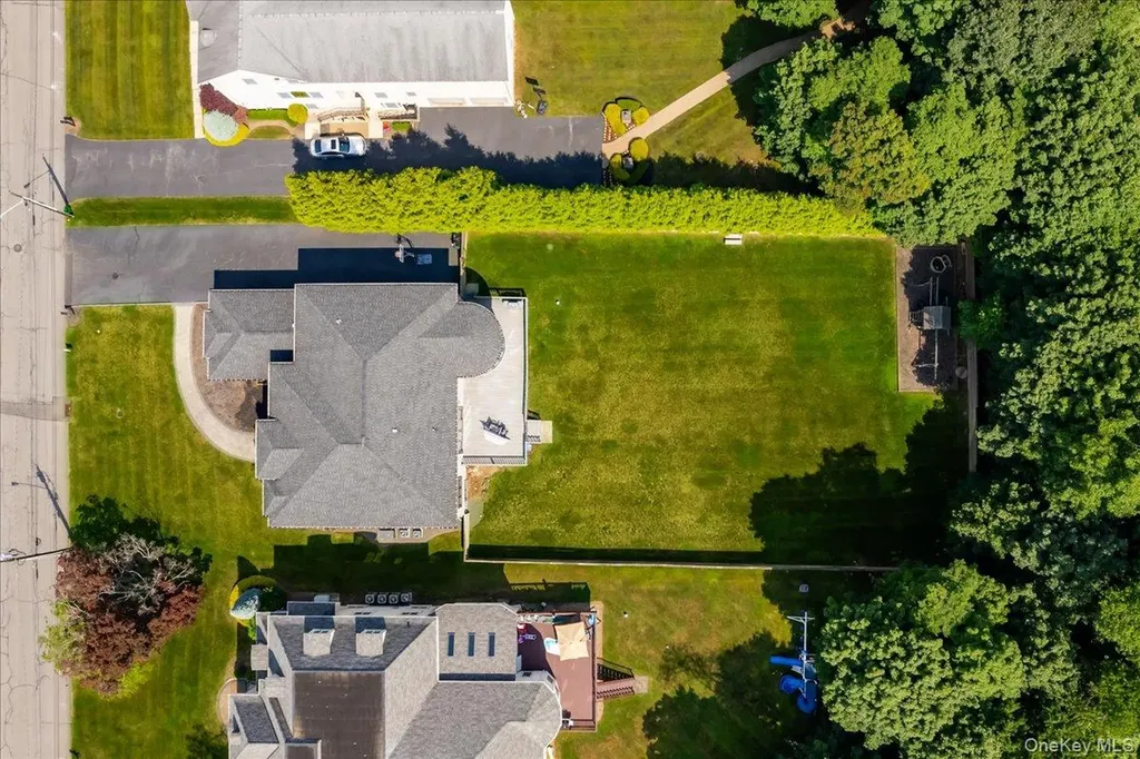 44 Parker Boulevard Monsey NY 10952