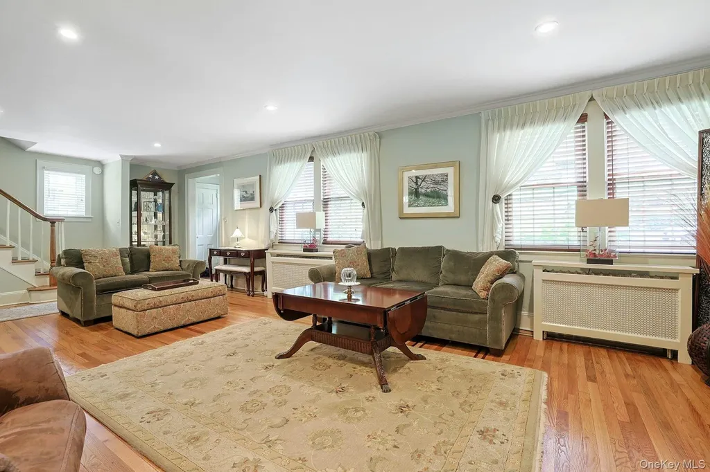 41 Cowdrey Street Yonkers NY 10701
