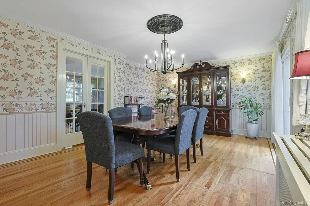 41 Cowdrey Street Yonkers NY 10701