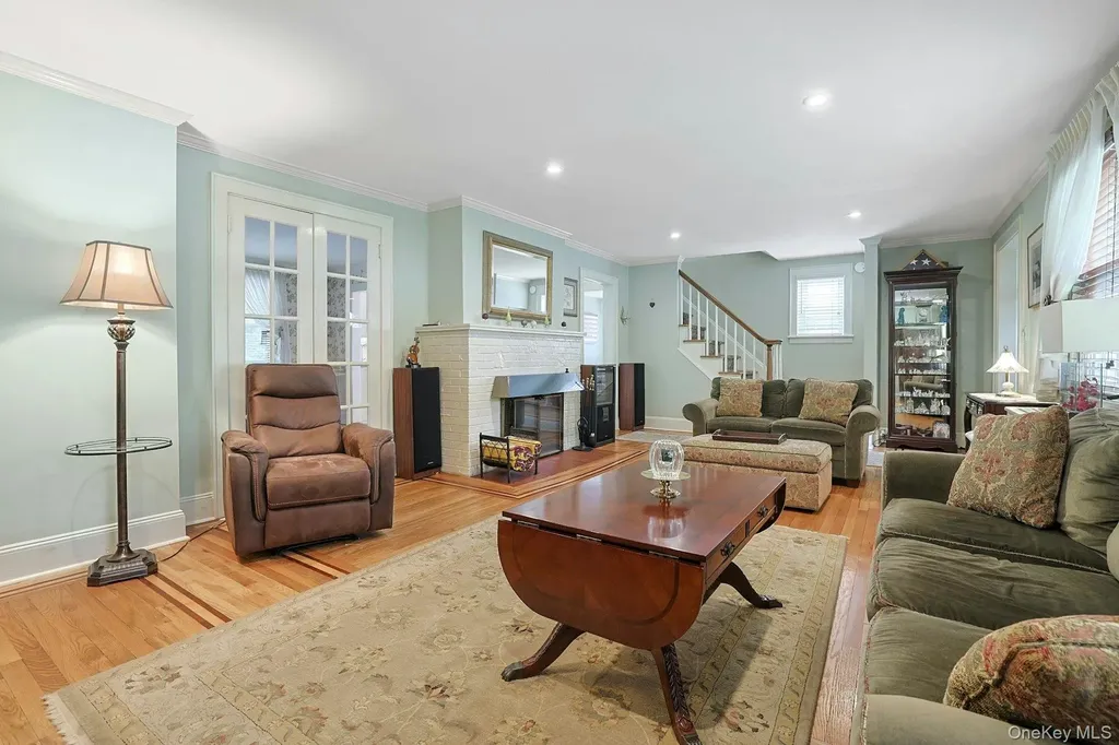 41 Cowdrey Street Yonkers NY 10701