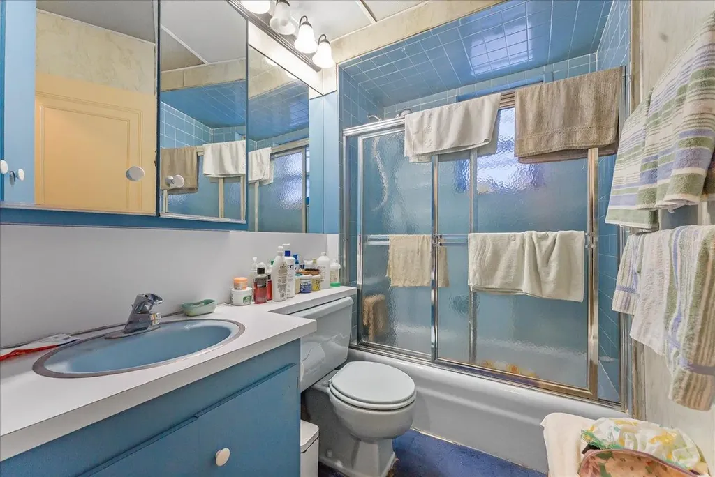 4026 Wickham Avenue Bronx NY 10466