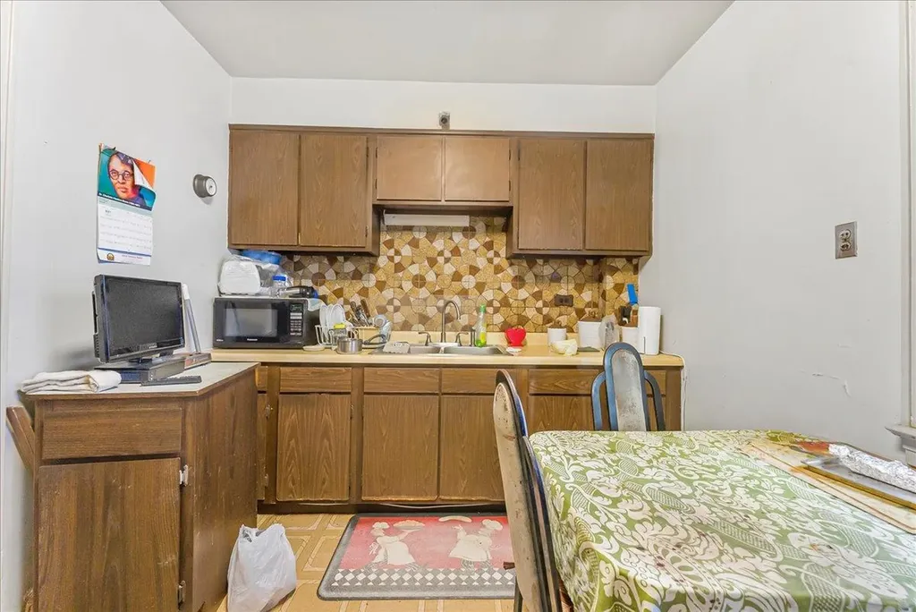 4026 Wickham Avenue Bronx NY 10466