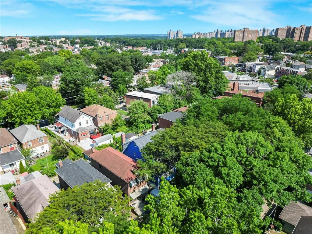 4026 Wickham Avenue Bronx NY 10466