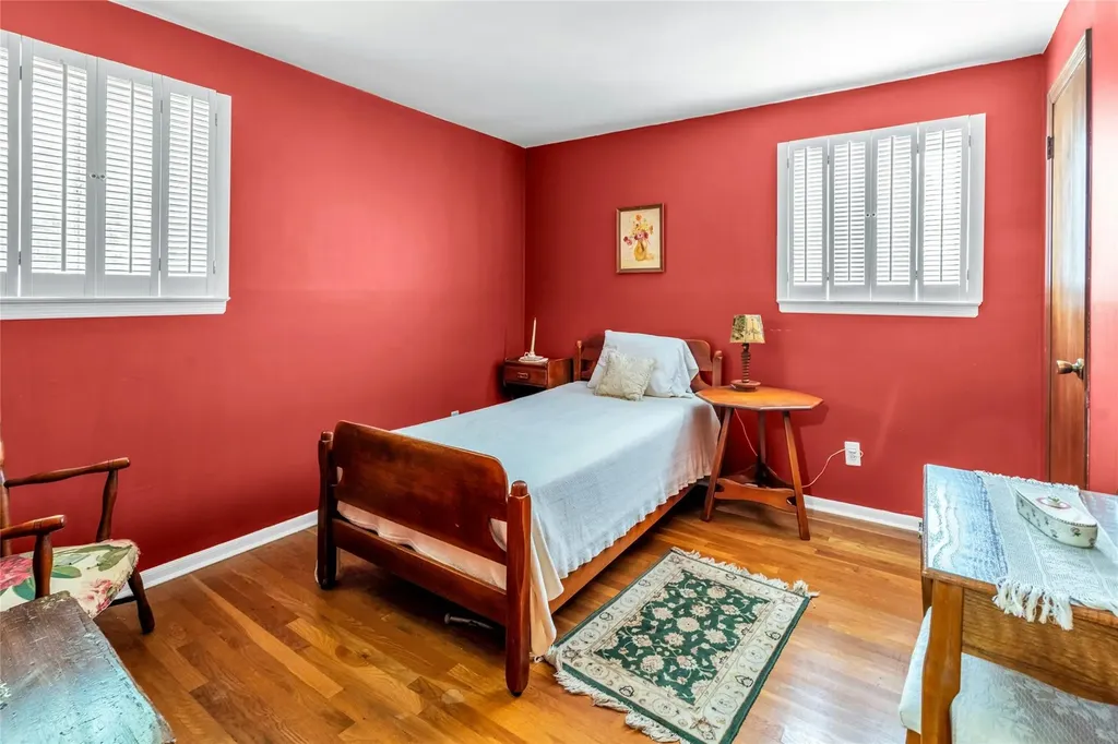 29 Cardinal Lane Hauppauge NY 11788