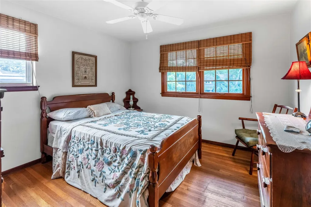 29 Cardinal Lane Hauppauge NY 11788
