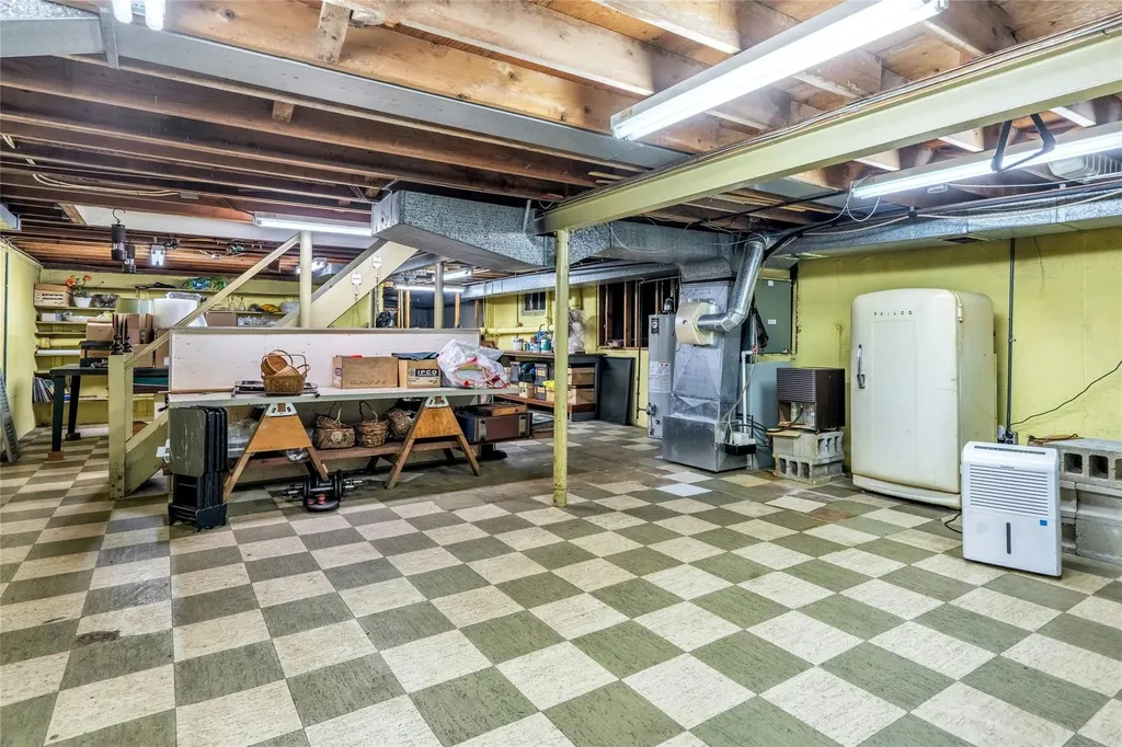 29 Cardinal Lane Hauppauge NY 11788