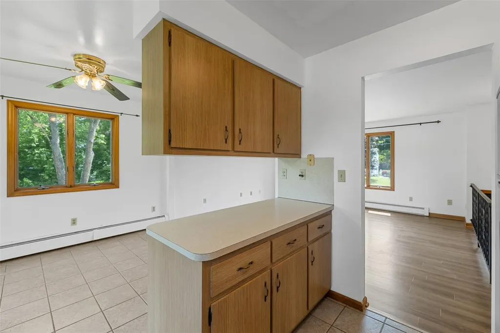 16 Orchard Lane Highland NY 12528