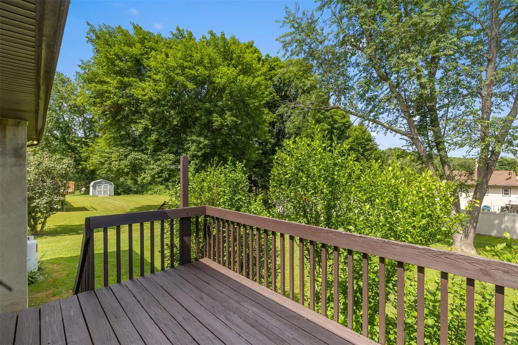 16 Orchard Lane Highland NY 12528