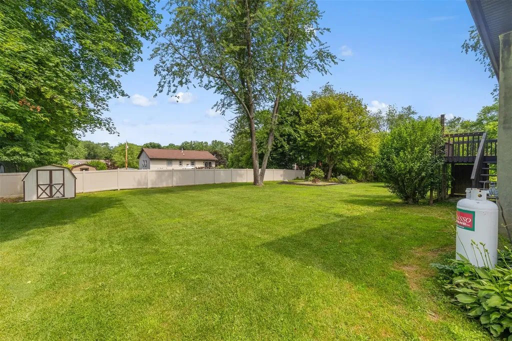 16 Orchard Lane Highland NY 12528