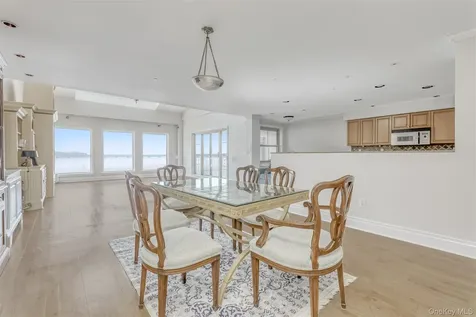 407 Harbor Cove Piermont NY 10968