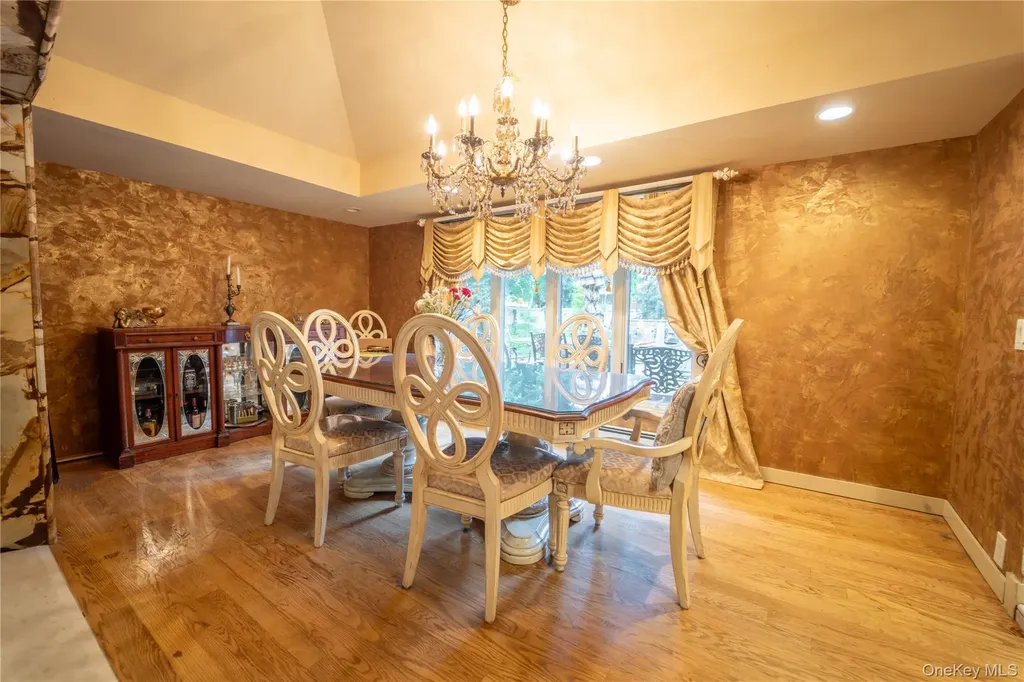 6 Cambridge Drive Smithtown NY 11787