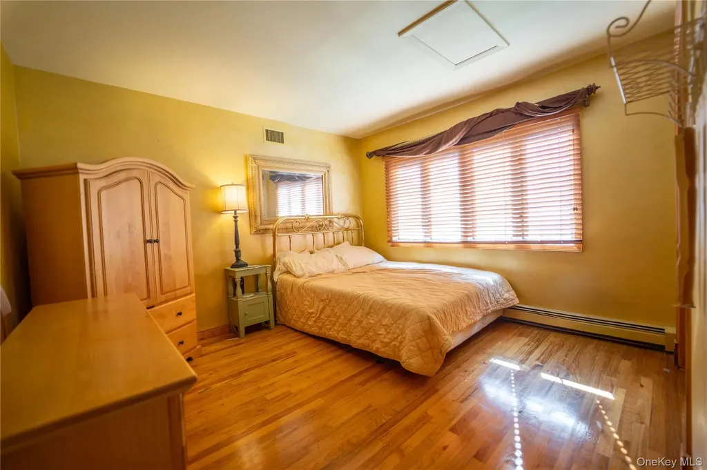 6 Cambridge Drive Smithtown NY 11787