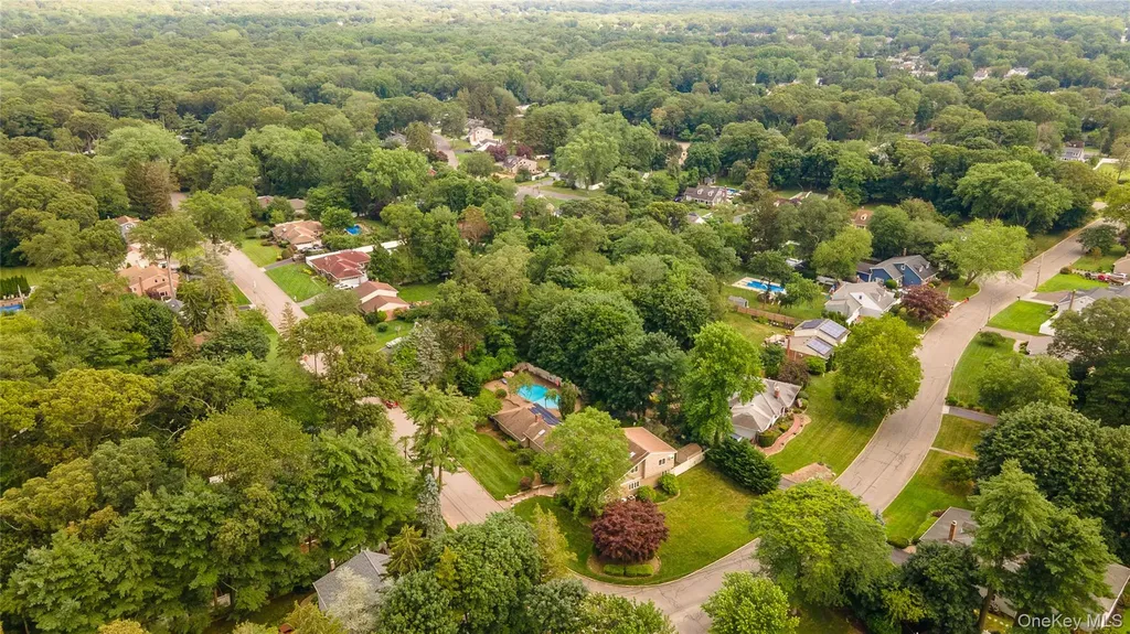6 Cambridge Drive Smithtown NY 11787