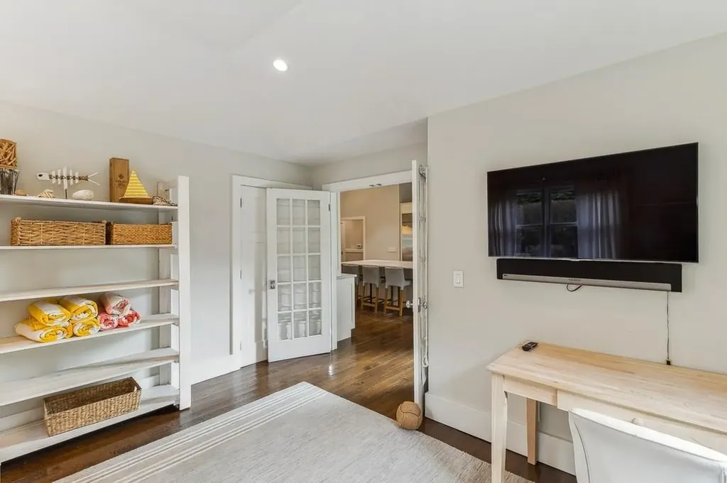 20 Stratton Square East Hampton NY 11937