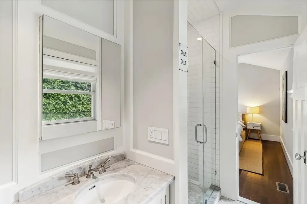20 Stratton Square East Hampton NY 11937