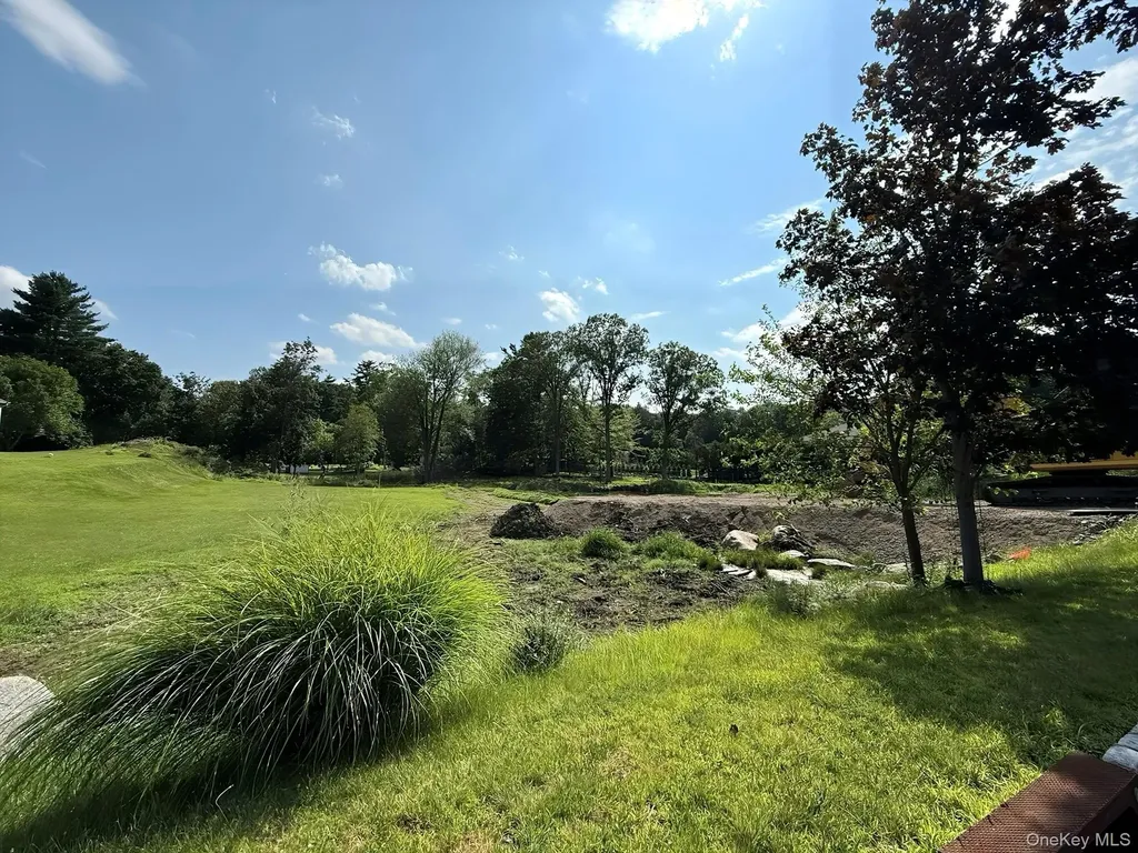 4 Mccarthy Circle Stony Point NY 10980